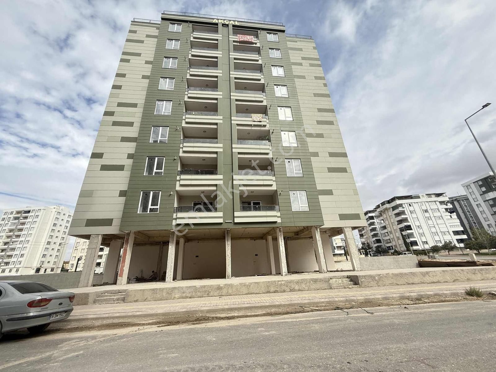 Fuar Arkası Cadde Üstü Kiralık Sıfır 2+1 - Görsel 3