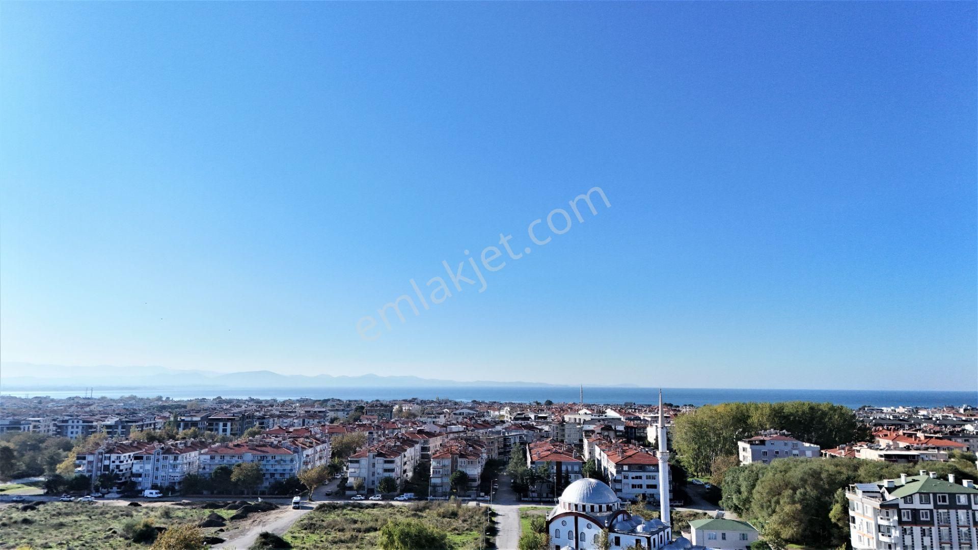 🌀yetki Gültaş Emlaktan Akçayda Satılık 4+1 Geniş Bahçeli Cam Balkonlu Müstakil Ev