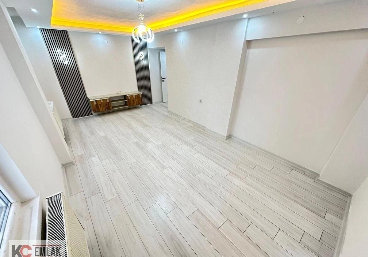 Kc Emlaktan Plevne Mah. Masrafsız Lüks Fırsat Dairesi - Görsel 15