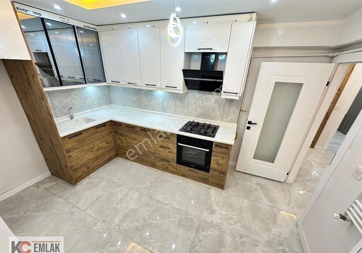 Kc Emlaktan Plevne Mah. Masrafsız Lüks Fırsat Dairesi - Görsel 11