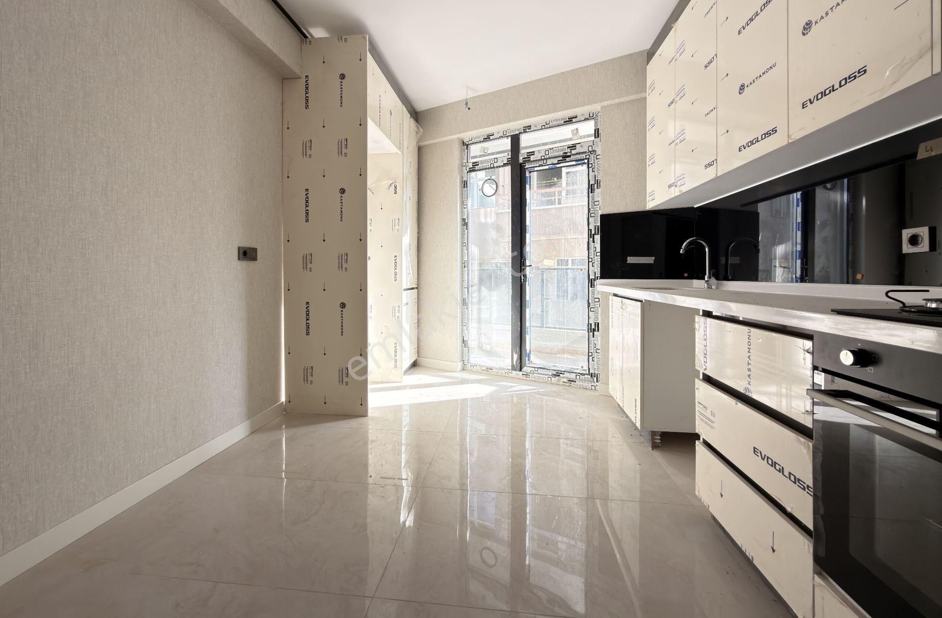 Nam-ak Emlak'tan Hicret Camii Yakını Sıfır Asansörlü 2+1 Daire - Görsel 2