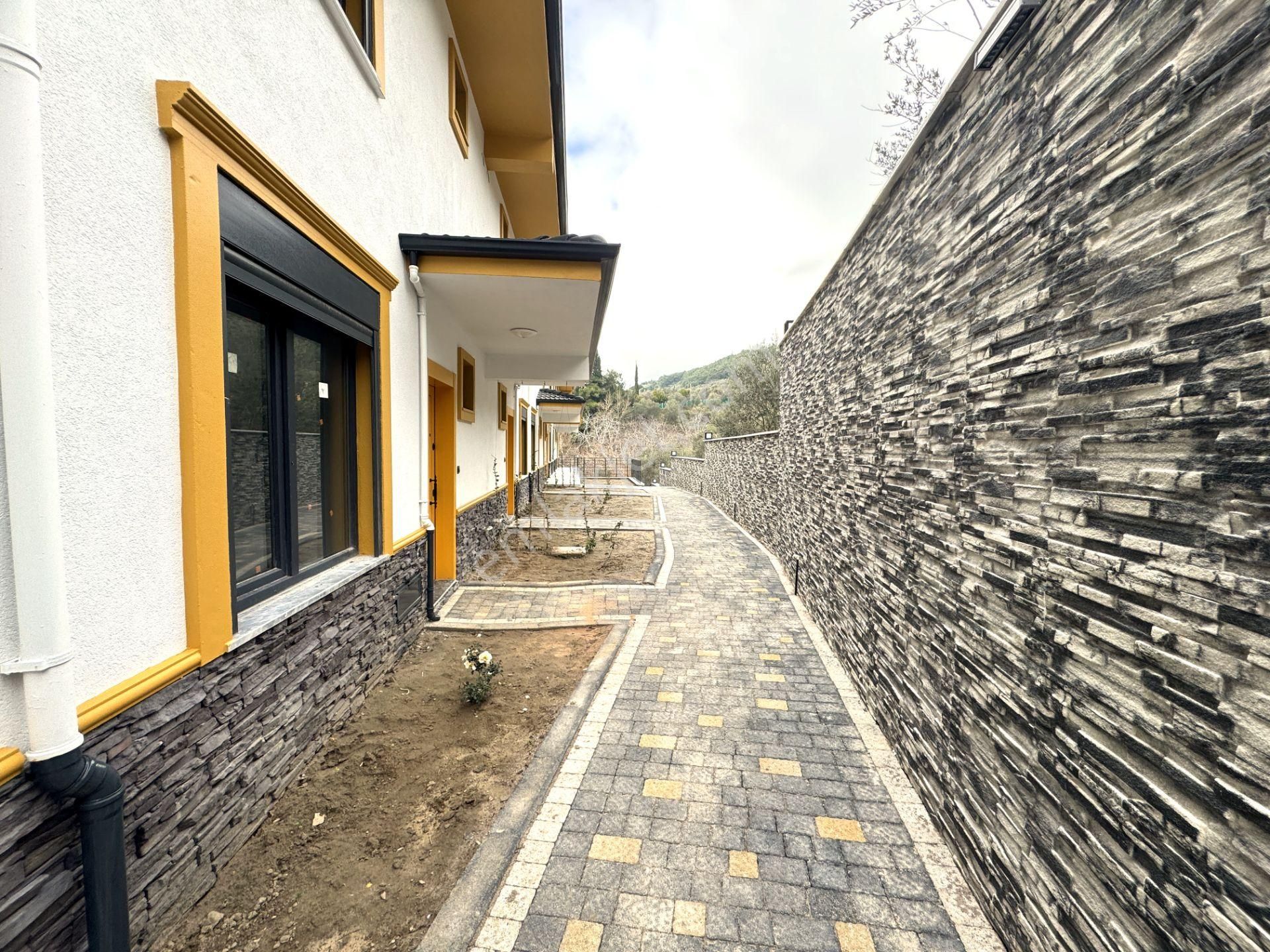 🌀gültaş Emlaktan Avcılarda Satılık 4+1 Yüzme Havuzlu Doğa İçerisinde Körfez Manzaralı Şahane Villa - Görsel 17