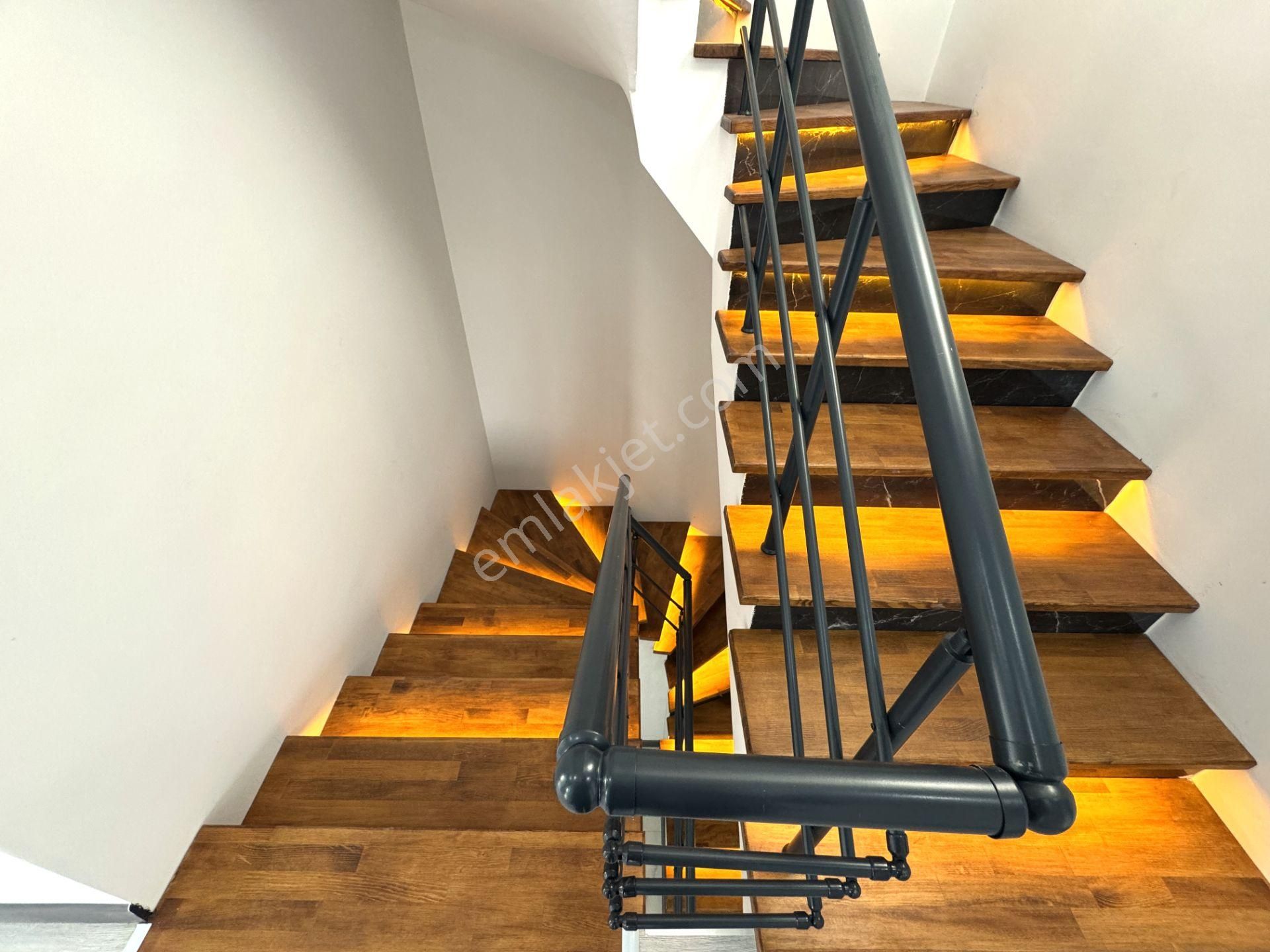 🌀gültaş Emlaktan Avcılarda Satılık 4+1 Yüzme Havuzlu Doğa İçerisinde Körfez Manzaralı Şahane Villa - Görsel 9