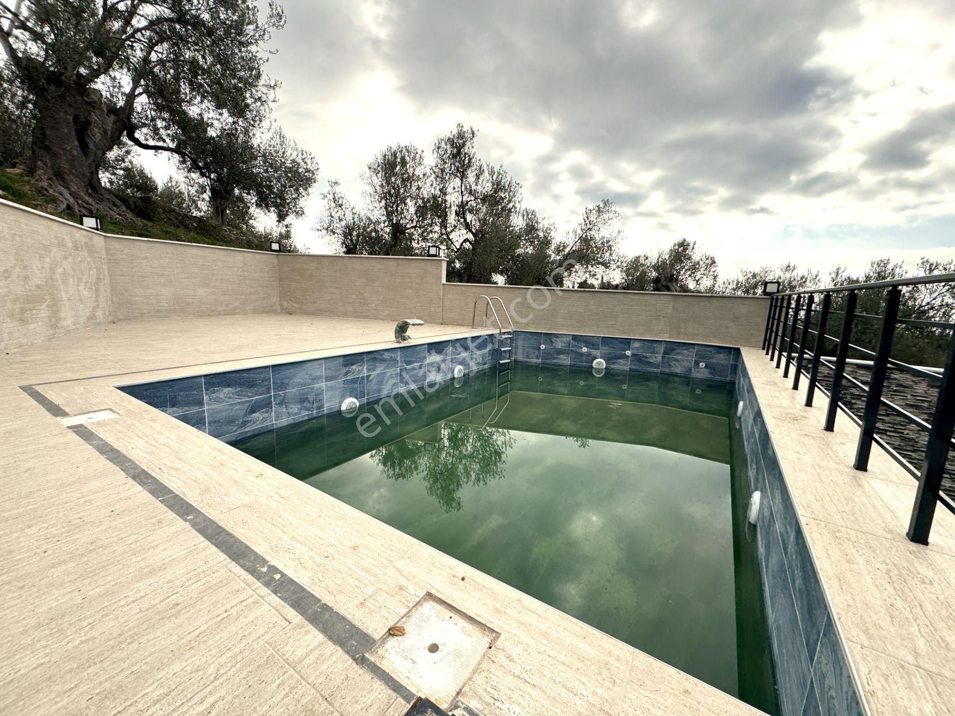 🌀gültaş Emlaktan Avcılarda Satılık 4+1 Yüzme Havuzlu Doğa İçerisinde Körfez Manzaralı Şahane Villa - Görsel 14