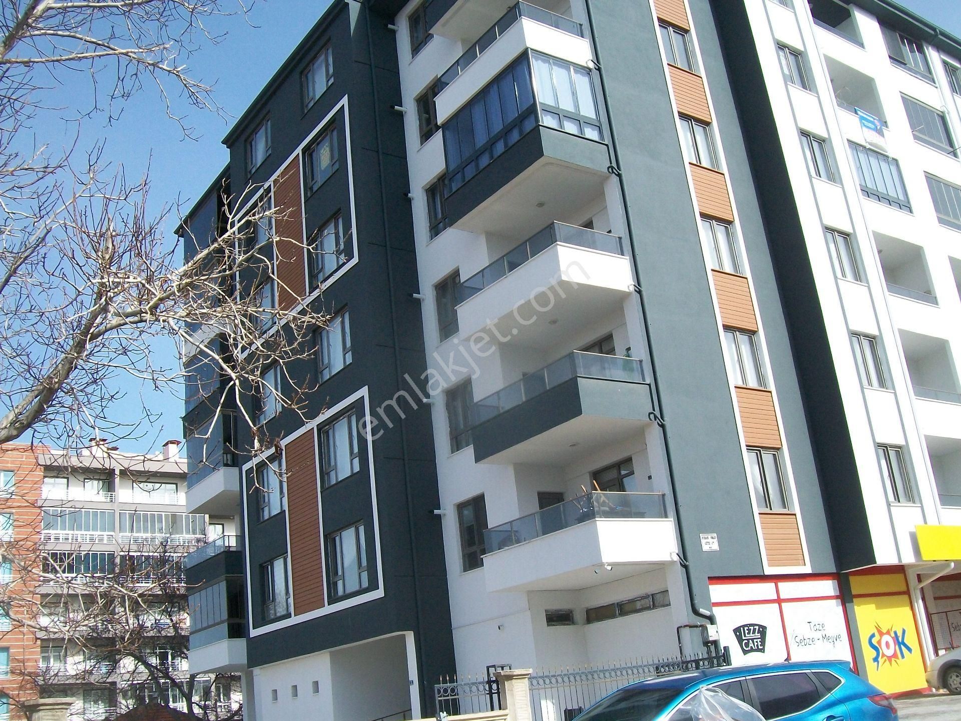 Şinasi Mahallesi 3+1 Sıfır Daire - Görsel 3