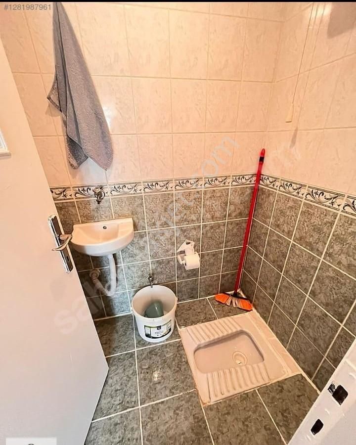 Çobançeşme Abdullah Öğücü Okulu Yakınında 100m2 2+1 İskanl Daire - Görsel 2