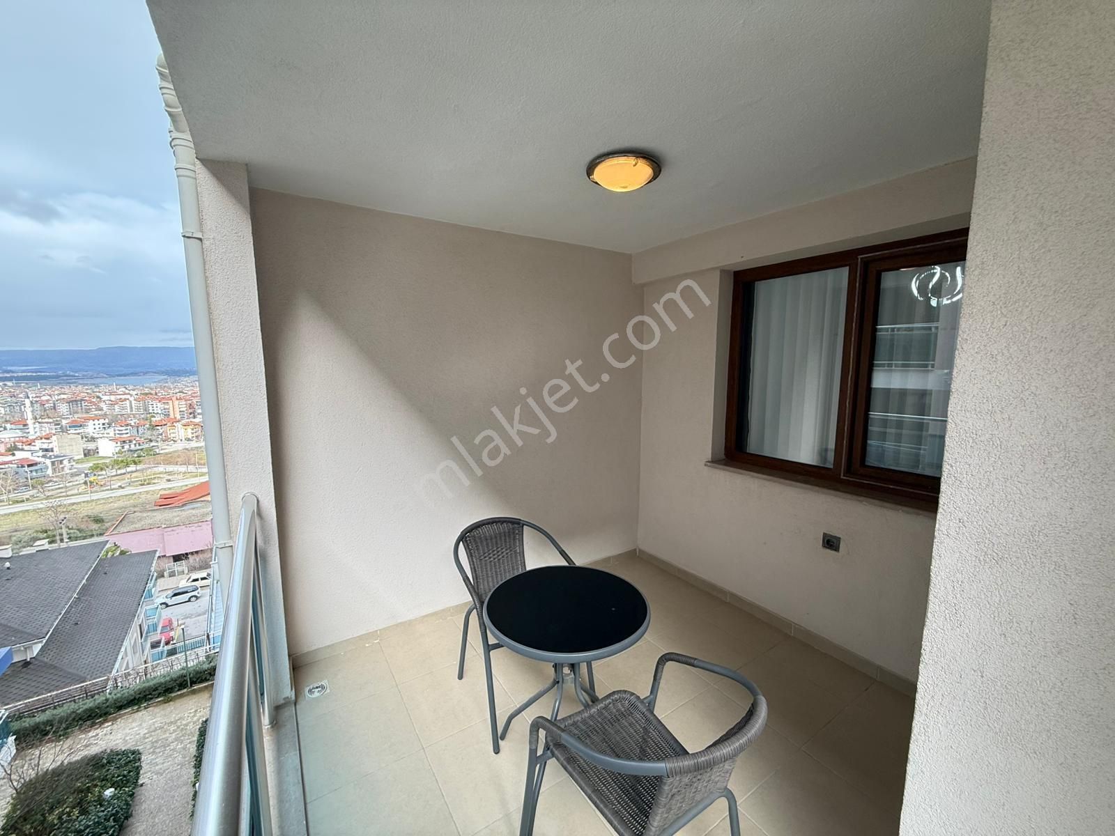 Zeytinköy Mahallesinde Havuzlu Otoparklı Site İçinde 1+1 Apart - Görsel 4