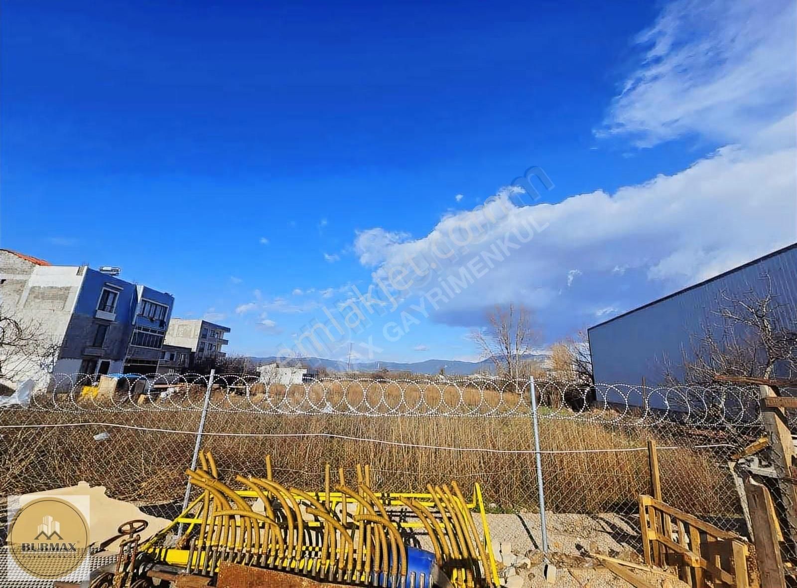 Burmax Gayrimenkul'den Vakıf Mahallesi'nde Satılık Bahçe