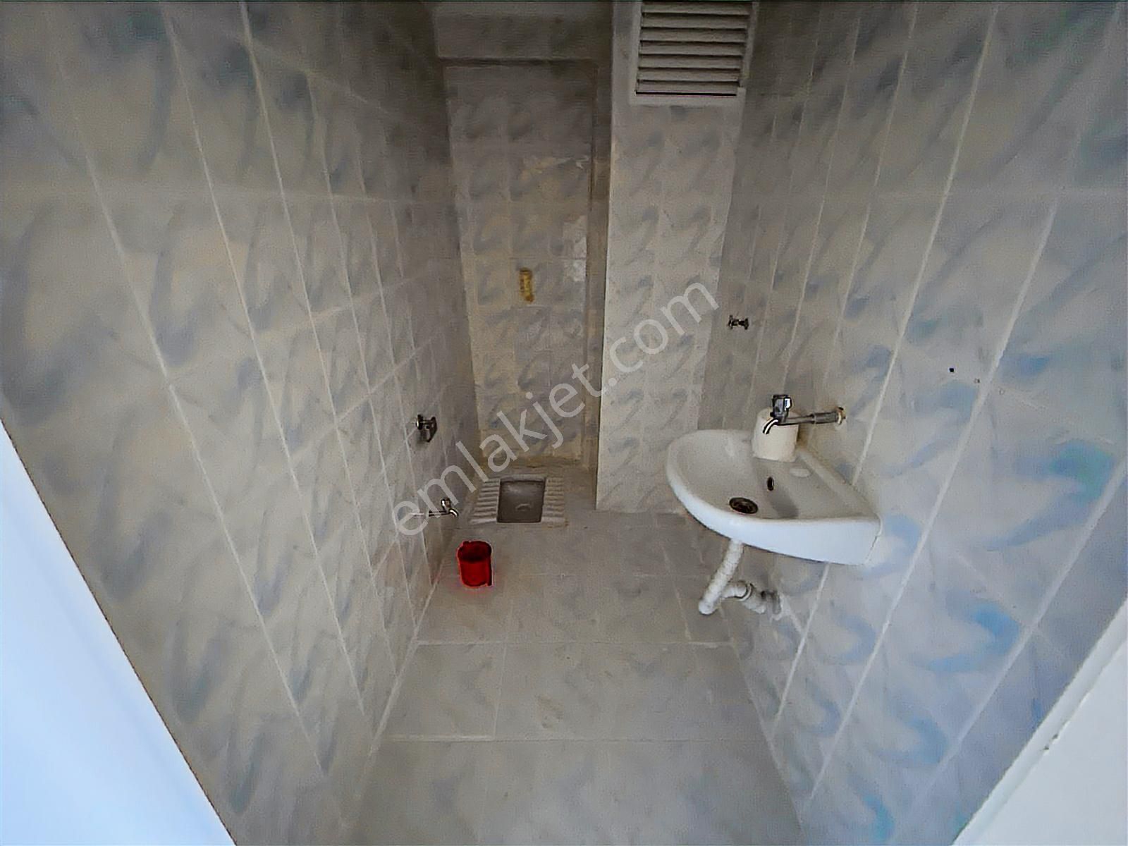 Vadi Manzaralı 1. Orta Kat Caddeye 2 Bina Mesafe Bağımsız 115m2 - Görsel 18