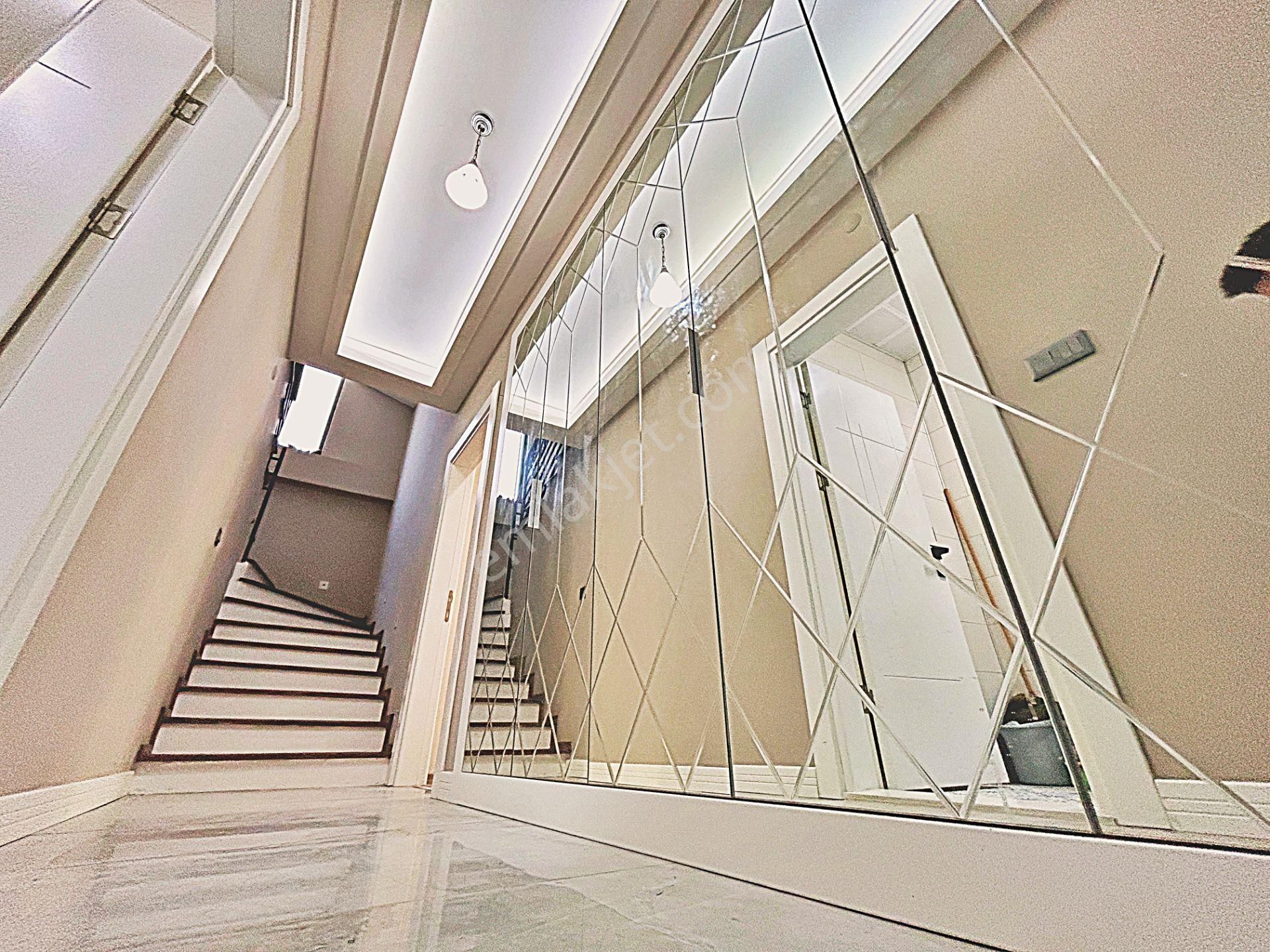 🌀gültaş Emlaktan Akçayda Satılık 4+1 Otoparklı Geniş Bahçeli Verandalı Villa - Görsel 33