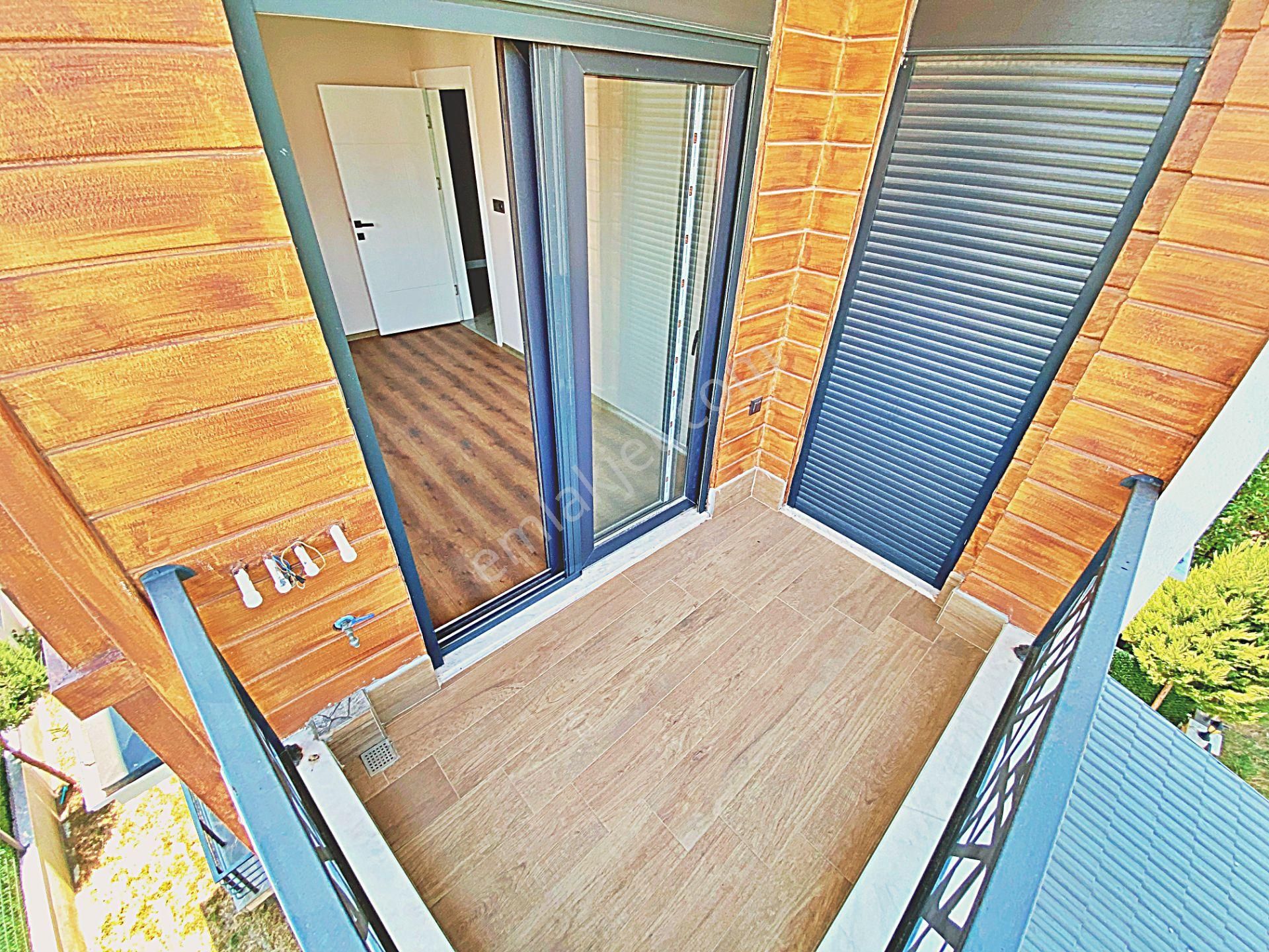 🌀gültaş Emlaktan Akçayda Satılık 4+1 Otoparklı Geniş Bahçeli Verandalı Villa - Görsel 24