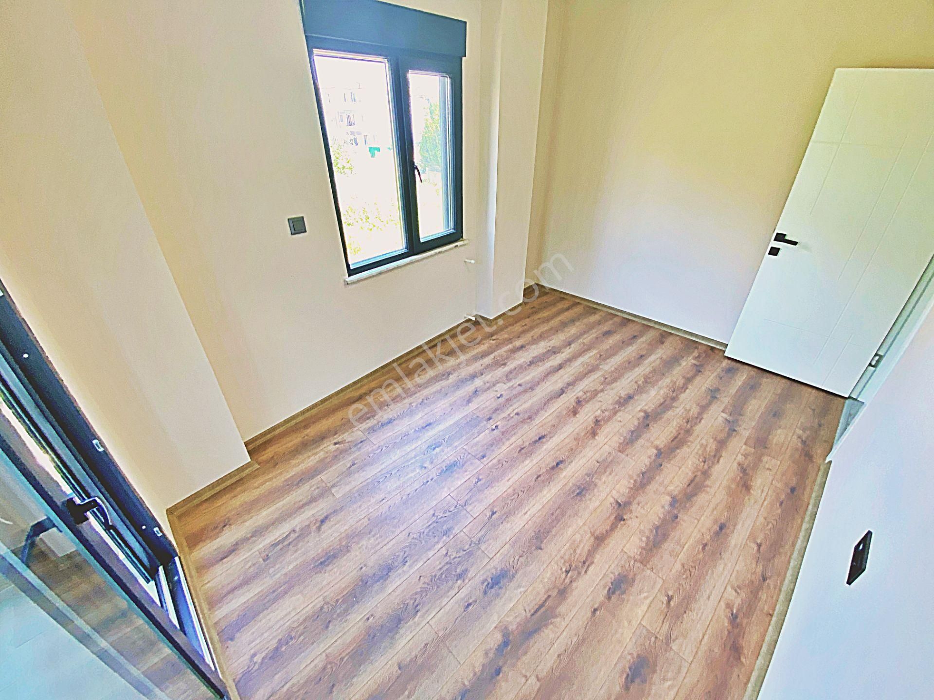 🌀gültaş Emlaktan Akçayda Satılık 4+1 Otoparklı Geniş Bahçeli Verandalı Villa - Görsel 12