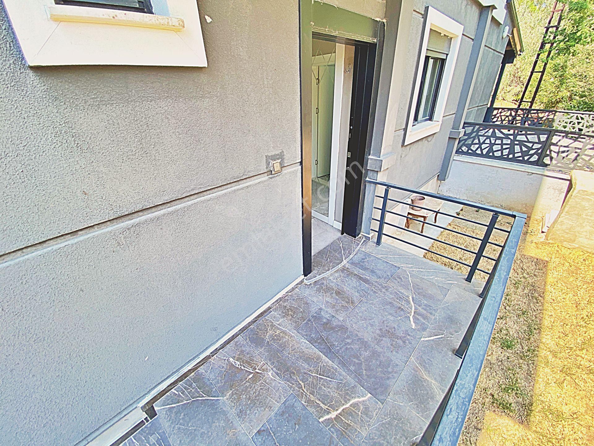 🌀gültaş Emlaktan Akçayda Satılık 4+1 Otoparklı Geniş Bahçeli Verandalı Villa - Görsel 29