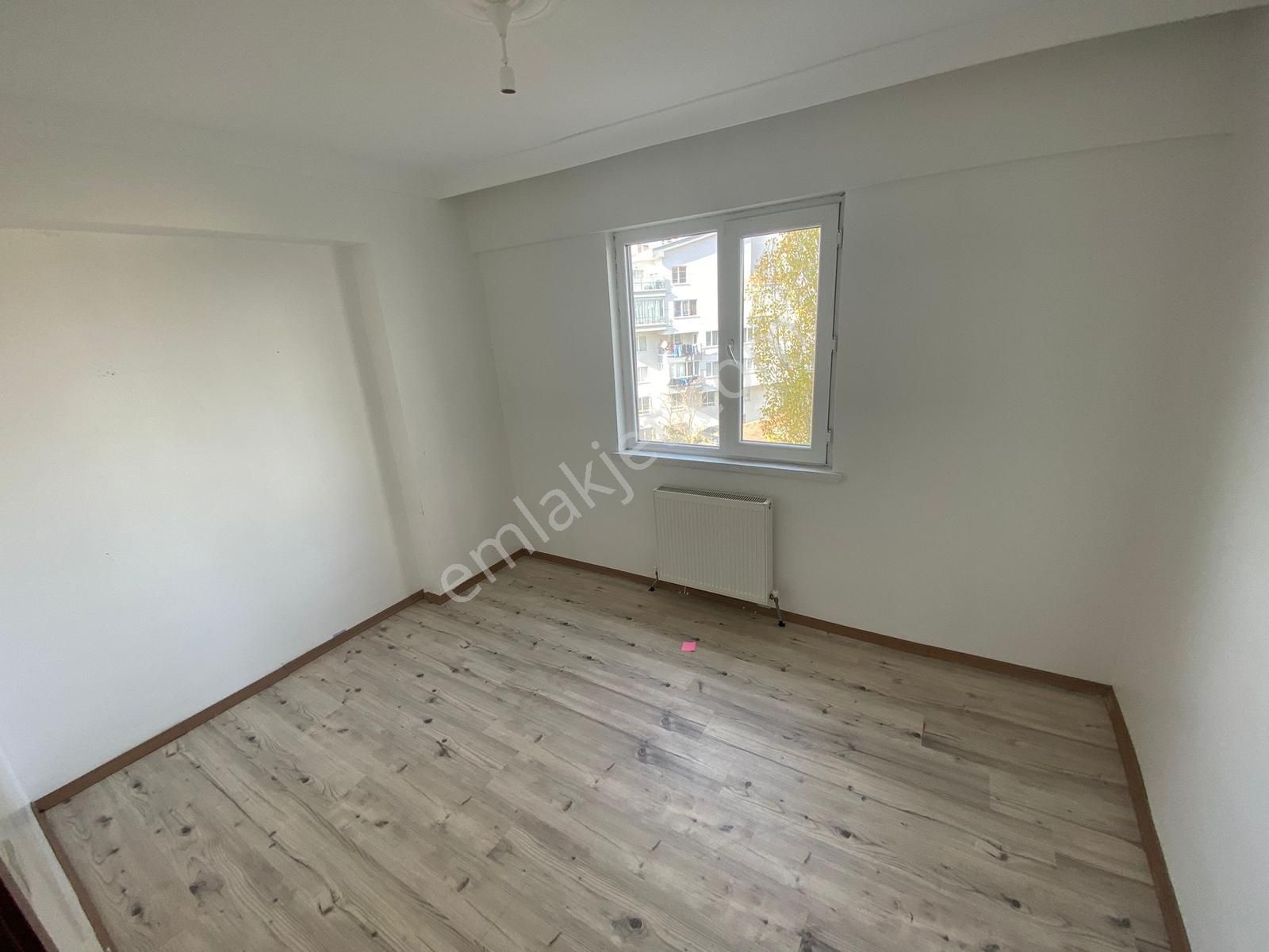 Ekin Mahallesinde Satılık Kat Konumunda Yüksek Giriş 3+1 Daire - Görsel 10