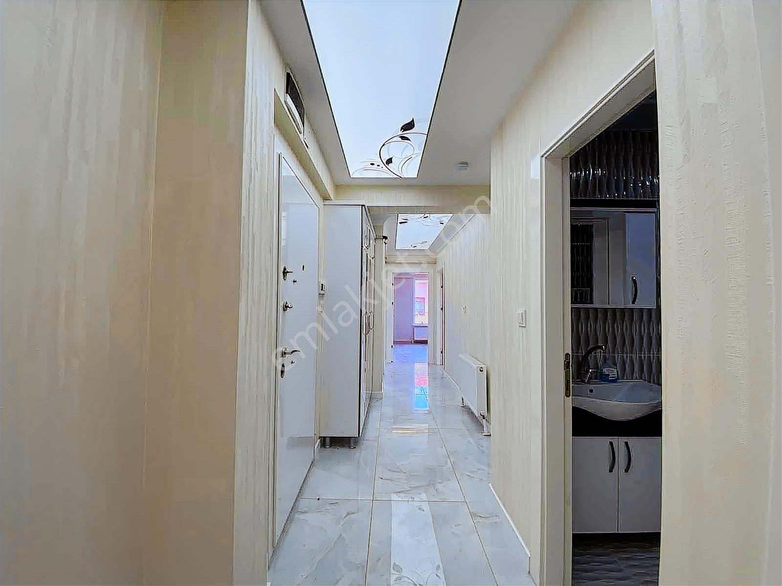 Keçiören Dutlukta Yeni Ve Asansörlü Orta Katta Daire - Görsel 11