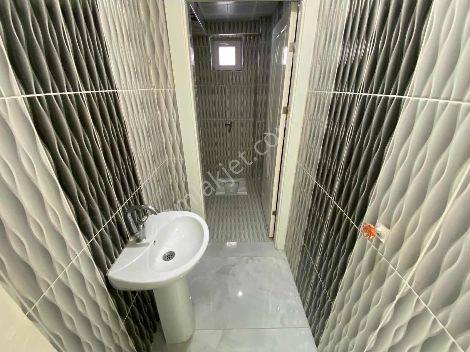 Keçiören Dutlukta Yeni Ve Asansörlü Orta Katta Daire - Görsel 26