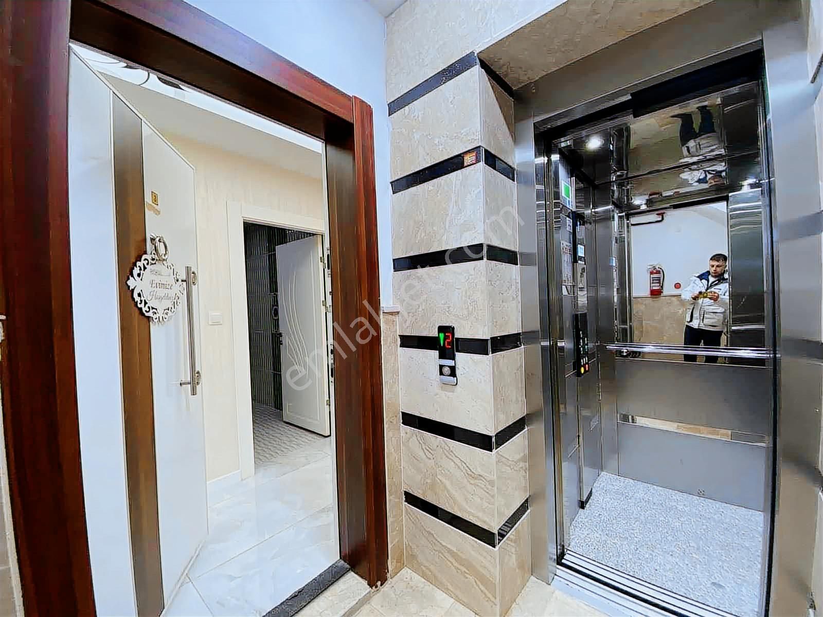 Keçiören Dutlukta Yeni Ve Asansörlü Orta Katta Daire - Görsel 2