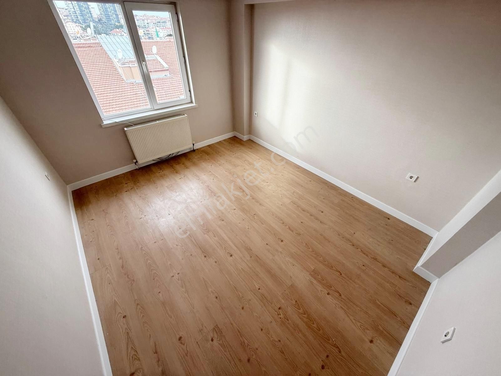 Yayla Mahallesi Esertepe Merkeze Yakın Yapılı Cepheleri Açık 3+1 - Görsel 13