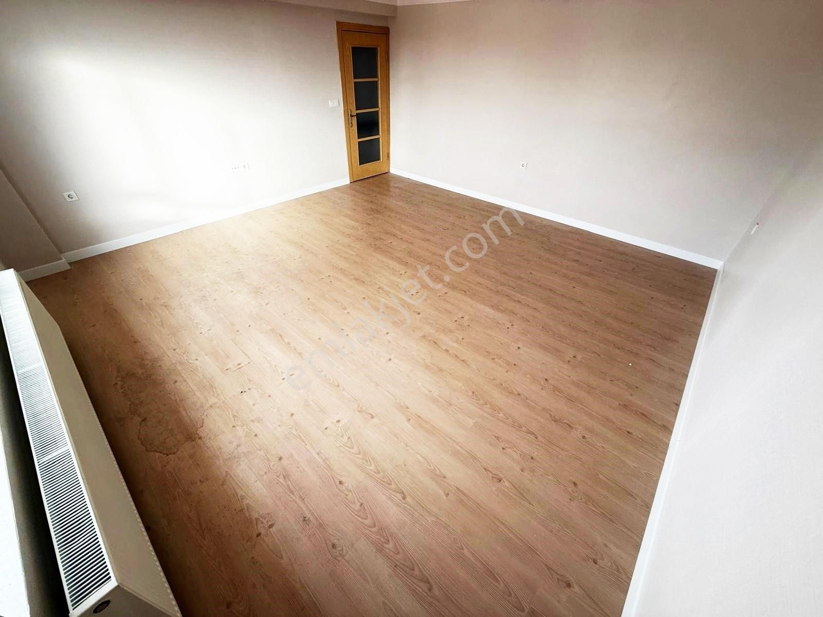 Yayla Mahallesi Esertepe Merkeze Yakın Yapılı Cepheleri Açık 3+1 - Görsel 3