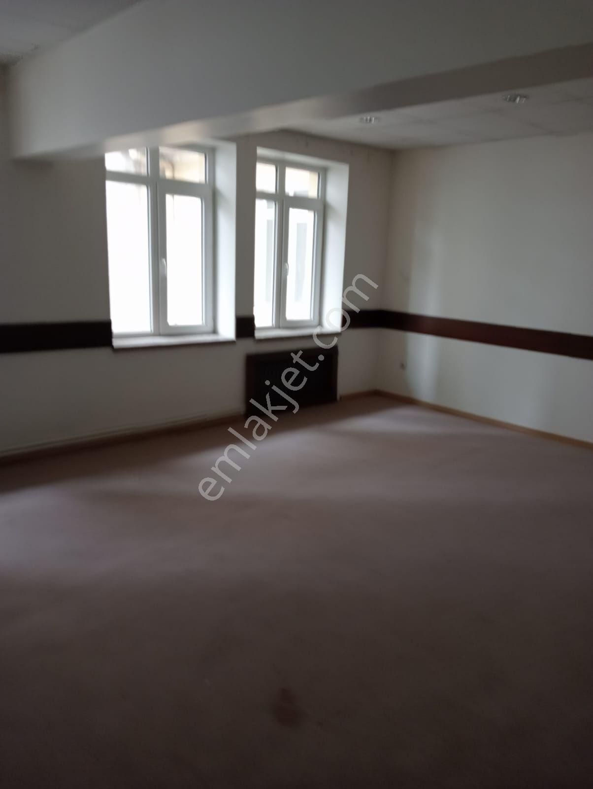 Kızılay Merkezde Atatürk Bulvarı Üzerinde 46 M2 Kiralık Ofis - Görsel 4