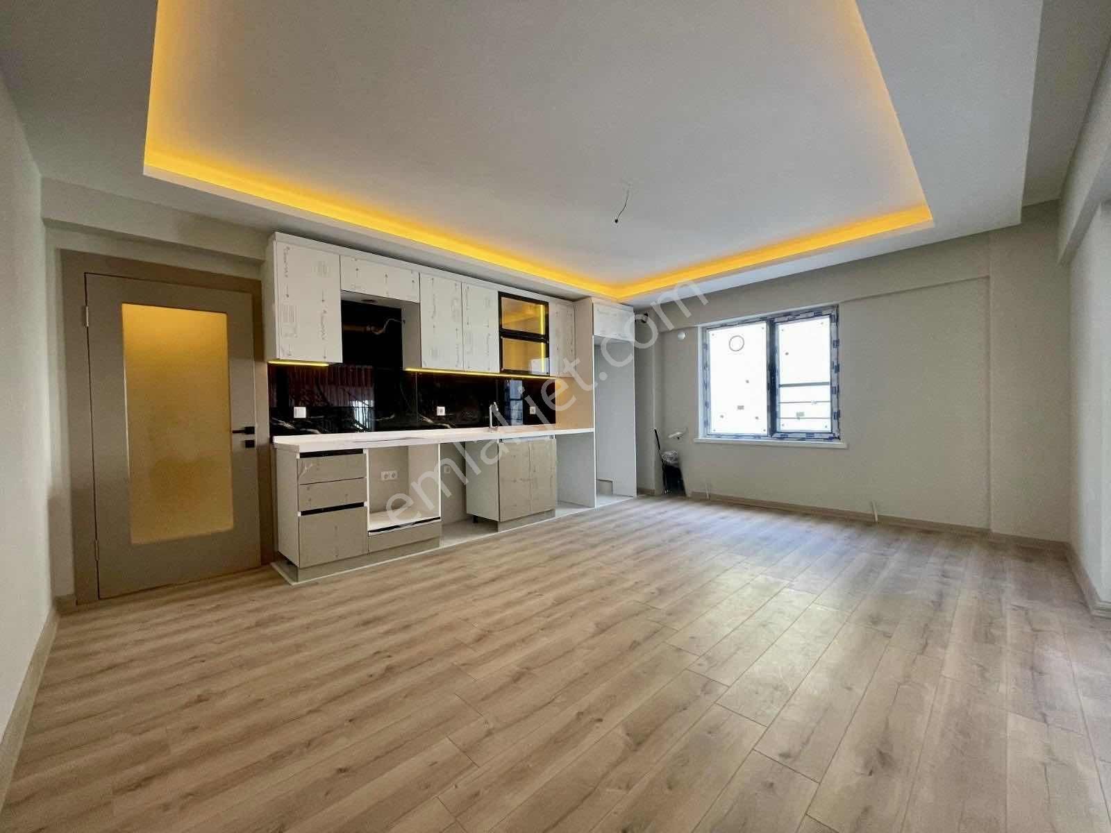 ▃mamaksu Tıp Yakını Cadde Üzeri Sıfır Lüx 1.kat 2+1 Daire!▃