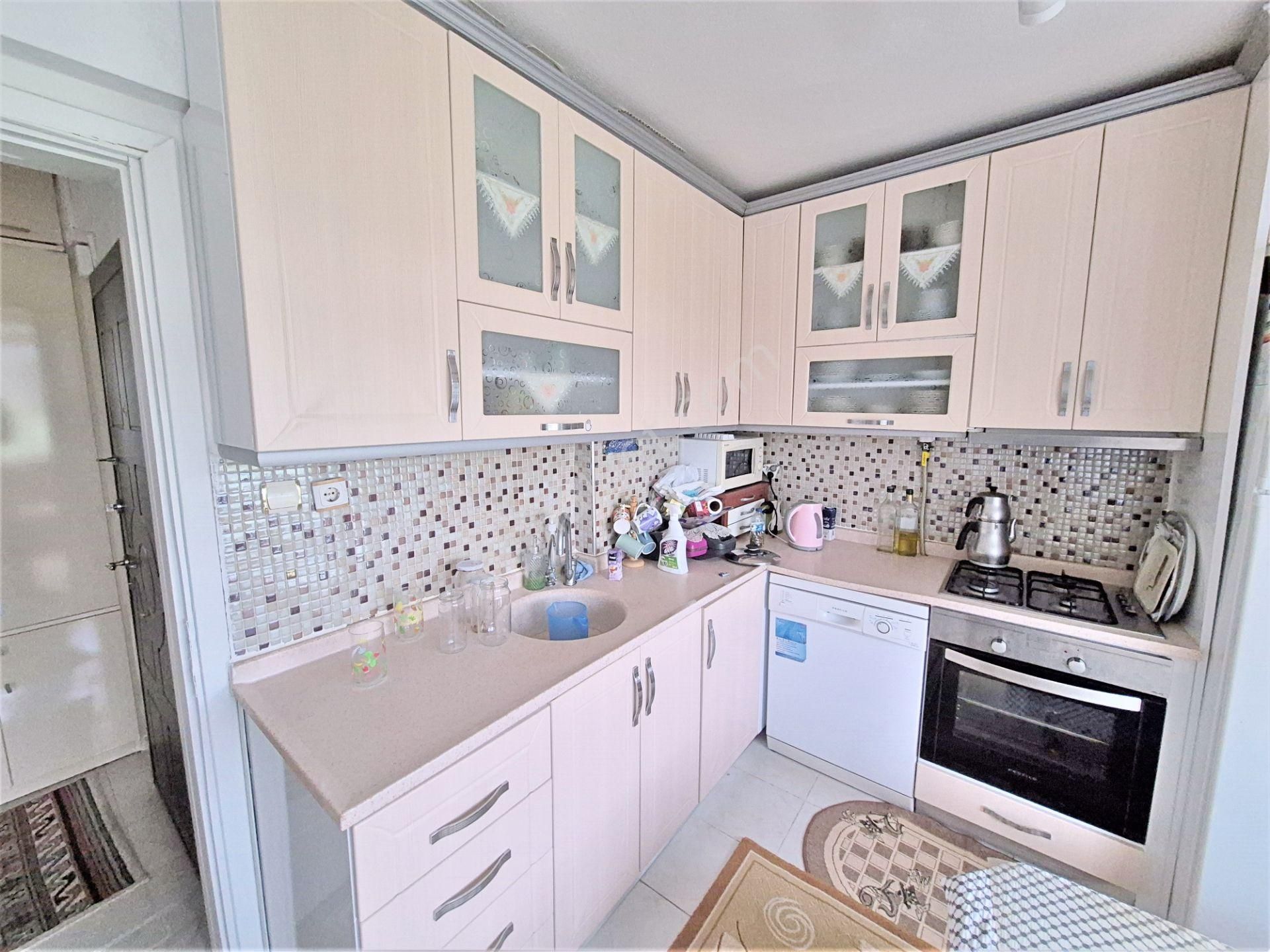 🌀gültaş Emlaktan Edremitte Satılık 2+1 Ön Cephe Ara Kat Daire - Görsel 7