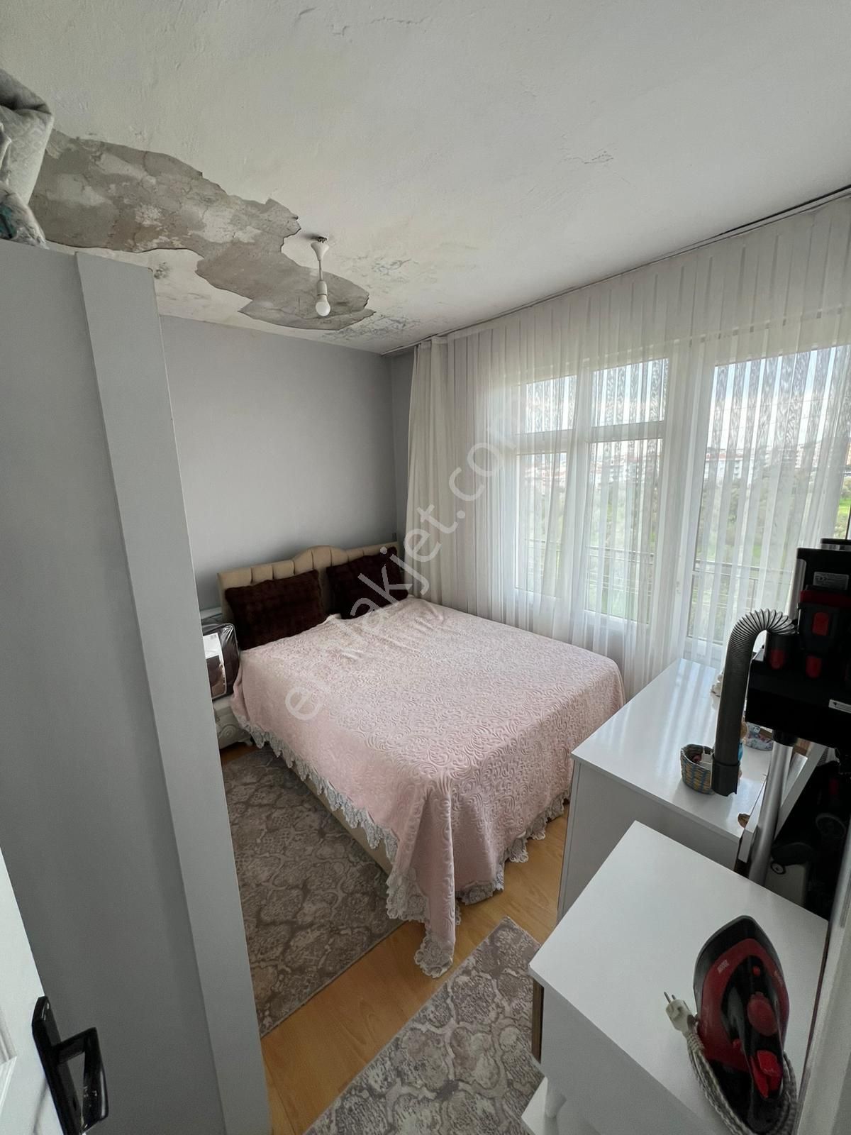 Bergama Gaziosmanpaşa'da Cadde Üzerinde Satılık 3+1 Daire - Görsel 12