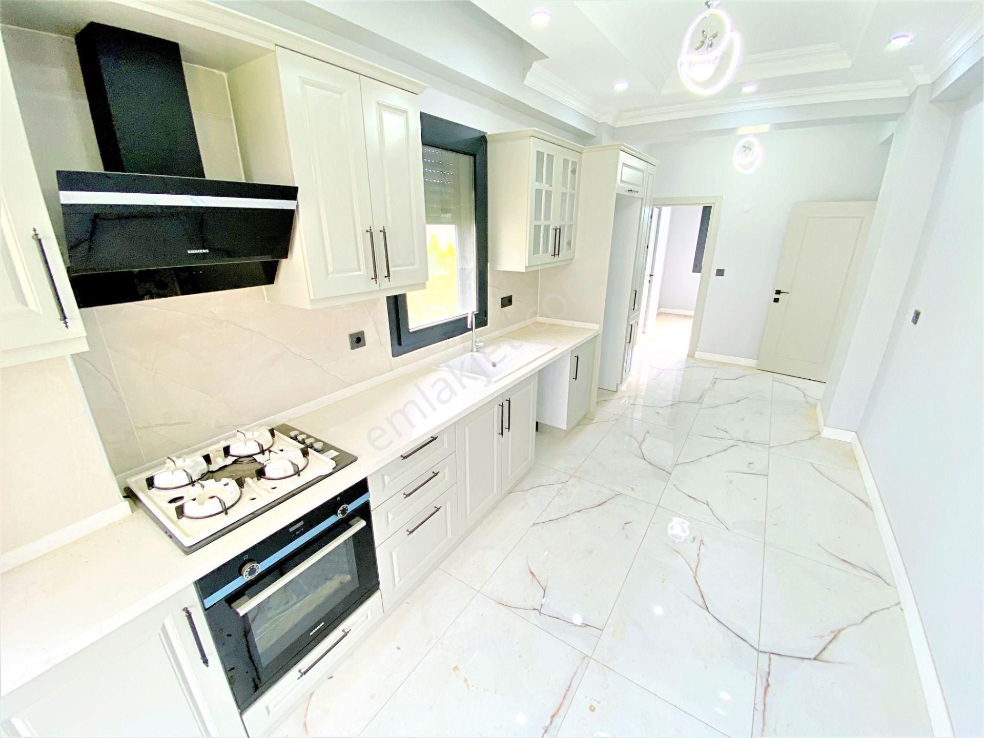 🌀gültaş Emlaktan Gürede Satılık 4+1 Otoparklı Geniş Bahçeli Verandalı Villa - Görsel 3
