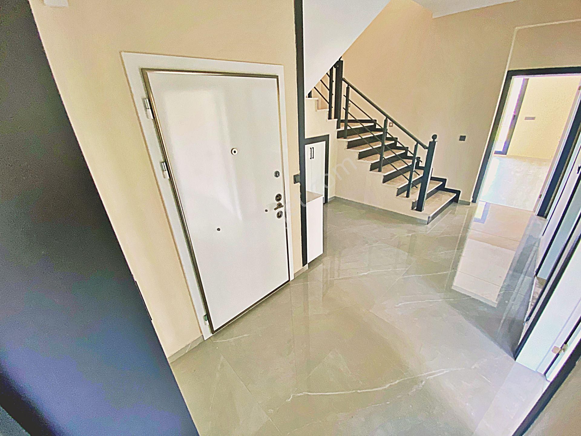 🌀gültaş Emlaktan Avcılarda Satılık 4+1 Yüzme Havuzlu Otoparklı Villa - Görsel 24