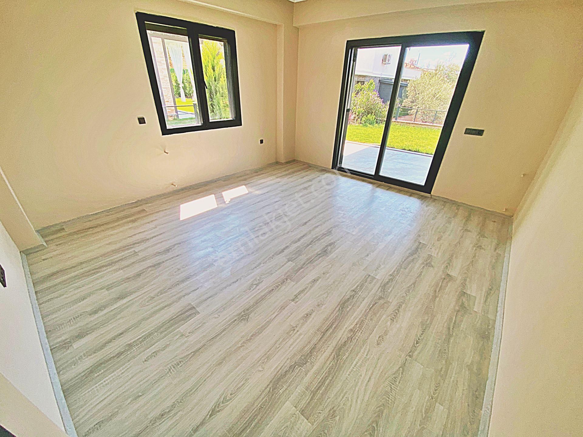 🌀gültaş Emlaktan Avcılarda Satılık 4+1 Yüzme Havuzlu Otoparklı Villa - Görsel 16