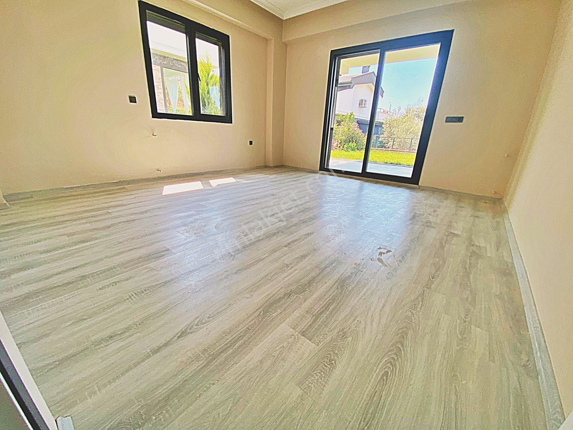 🌀gültaş Emlaktan Avcılarda Satılık 4+1 Yüzme Havuzlu Otoparklı Villa - Görsel 12