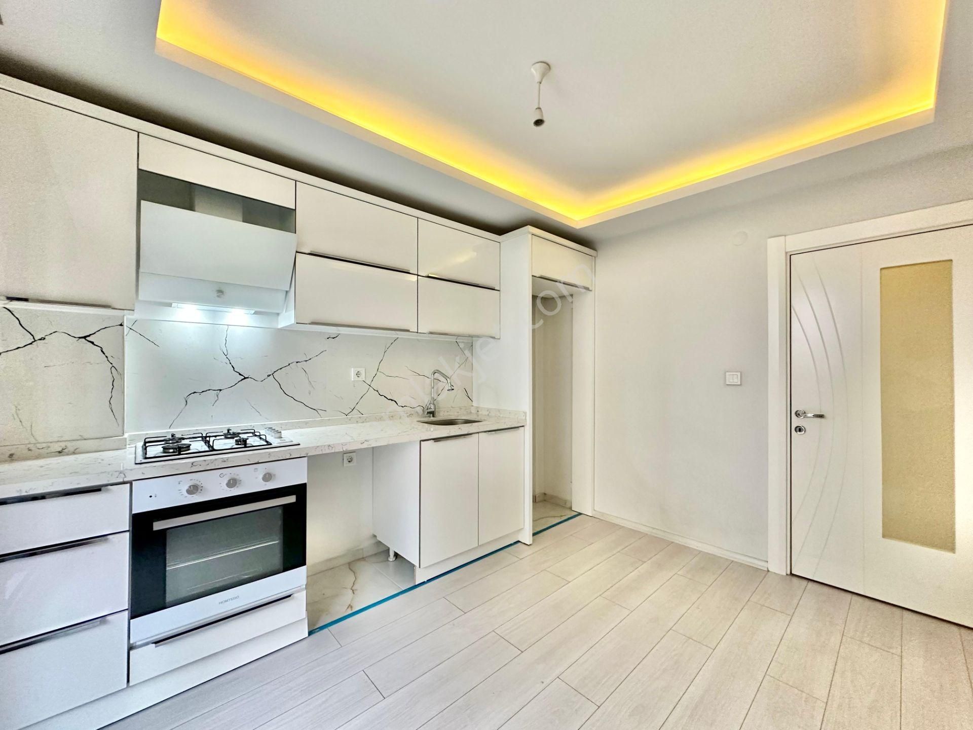 ꧁ay Emlaktan꧂akçay 'da Ayrı Mutfak Yüzme Havuzlu Kapalı Otoparklı Satılık 2+1 Lüx Daire - Görsel 12