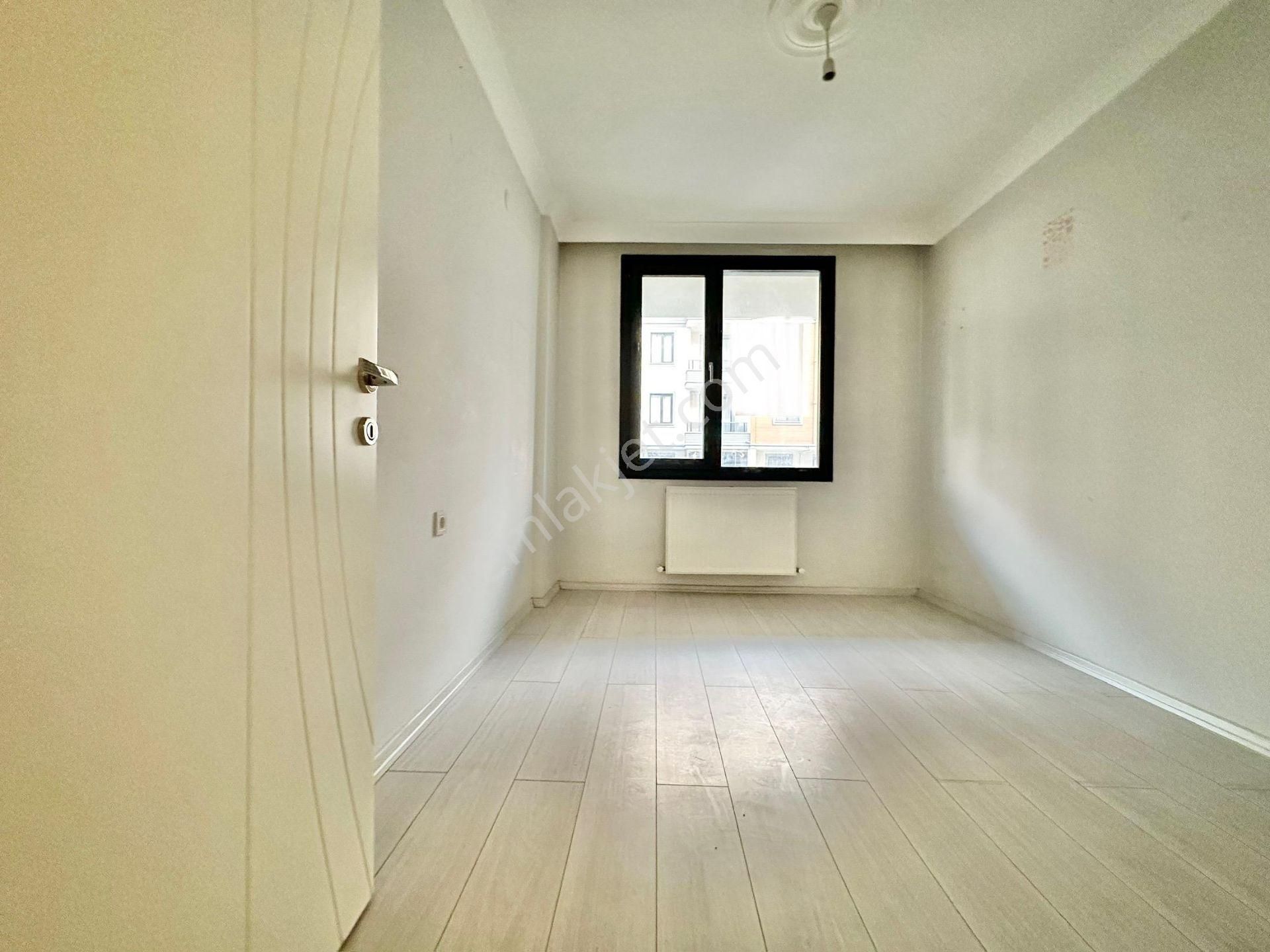 ꧁ay Emlaktan꧂akçay 'da Ayrı Mutfak Yüzme Havuzlu Kapalı Otoparklı Satılık 2+1 Lüx Daire - Görsel 26