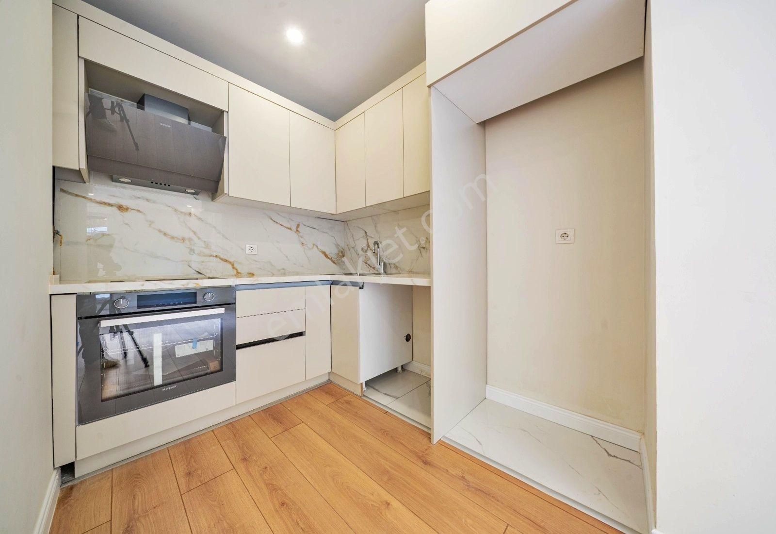 Weal World' Den Bakırköy Meydan Yakını, K.otoparklı, Bahçe Kullanımlı, Sıfır Lüks Daire ... - Görsel 11