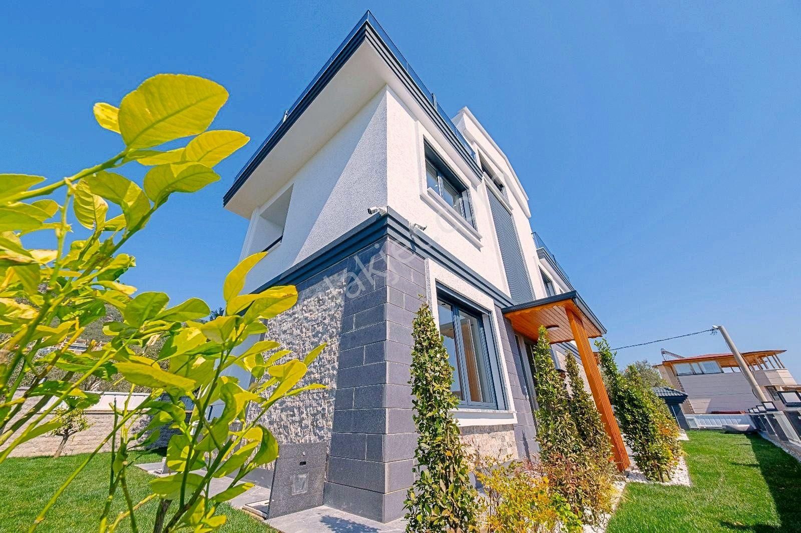 🌀gültaş Emlaktan Altınolukta Satılık 4+1 Full Deniz Manzaralı Yüzme Havuzlu Villa - Görsel 26