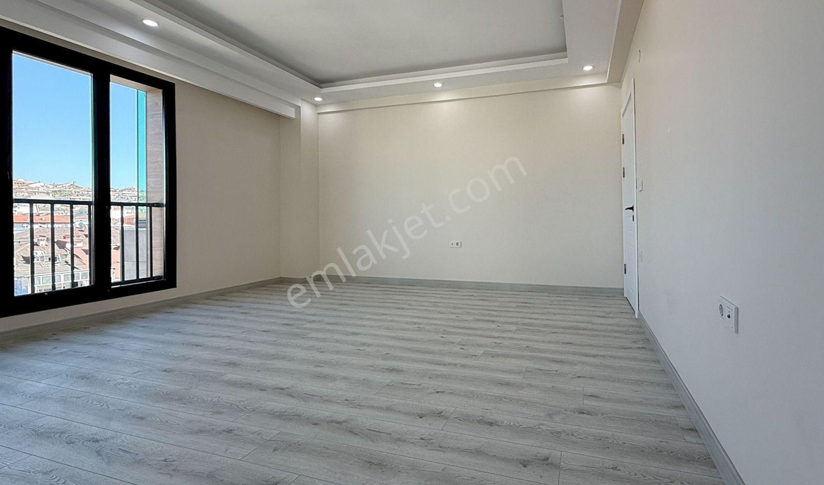 Weal World' Den Bahçelievler De Site İçi, 3+1, Geniş Şık Daire ... - Görsel 6