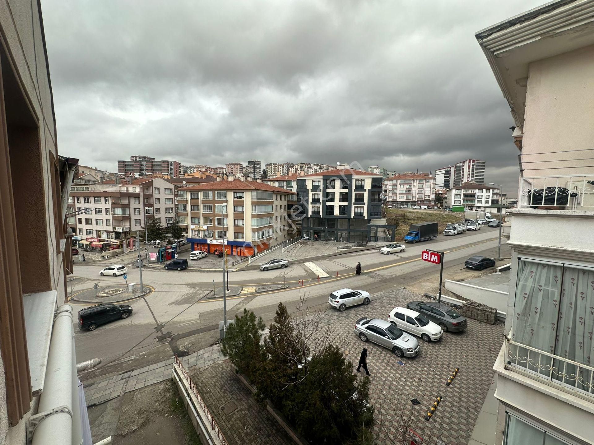 Kuşcağız Göbek'te Cadde Üzeri 5+1 Açık Teraslı Güney Cephe! - Görsel 32