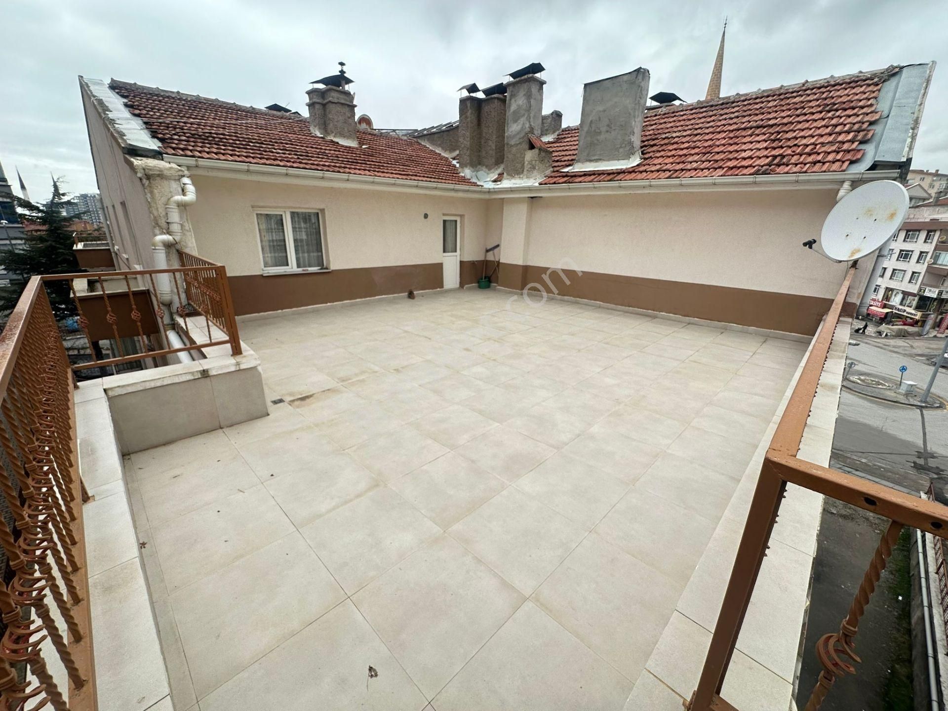 Kuşcağız Göbek'te Cadde Üzeri 5+1 Açık Teraslı Güney Cephe! - Görsel 14