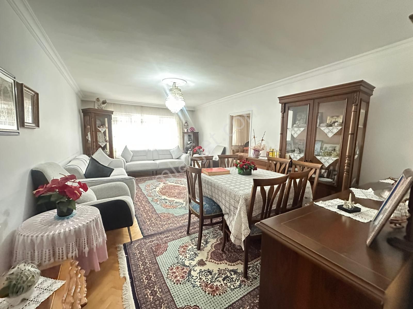 Kuşcağız Göbek'te Cadde Üzeri 5+1 Açık Teraslı Güney Cephe! - Görsel 25