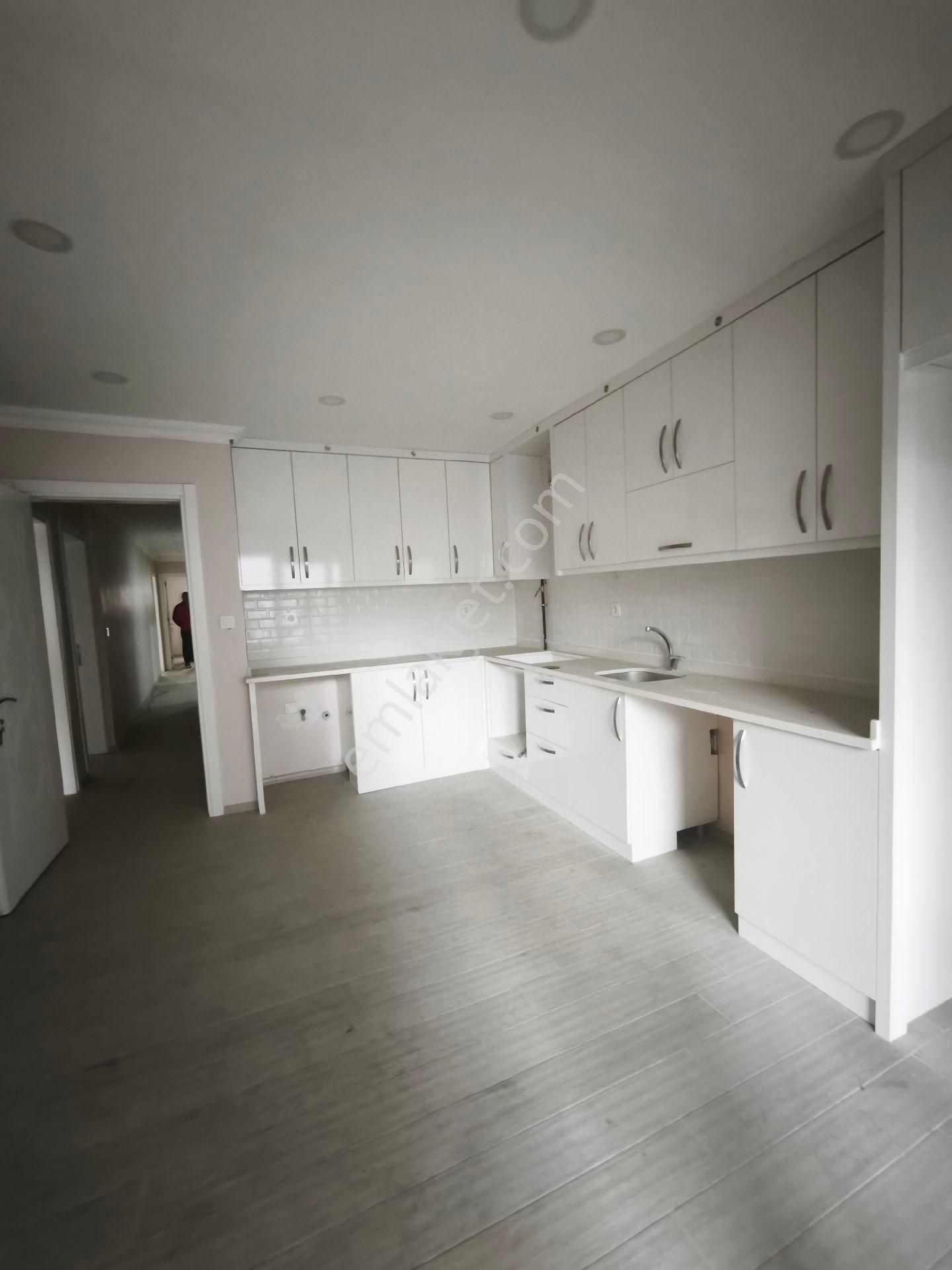 Pelitlibağ'da Satılık 3+1 - Görsel 9