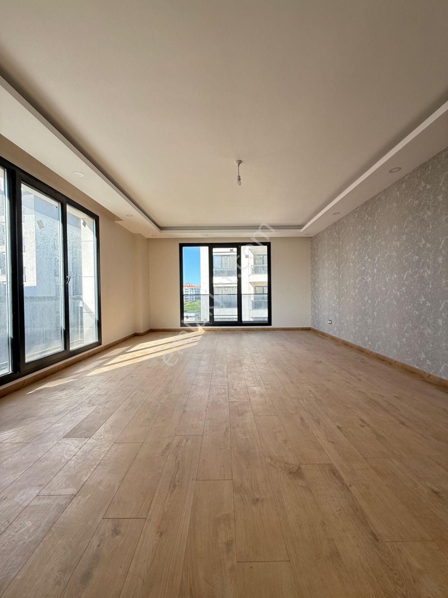 Silivri Yenimahallede Lüks Site İçinde 3+1 Sıfır Satılık Daire