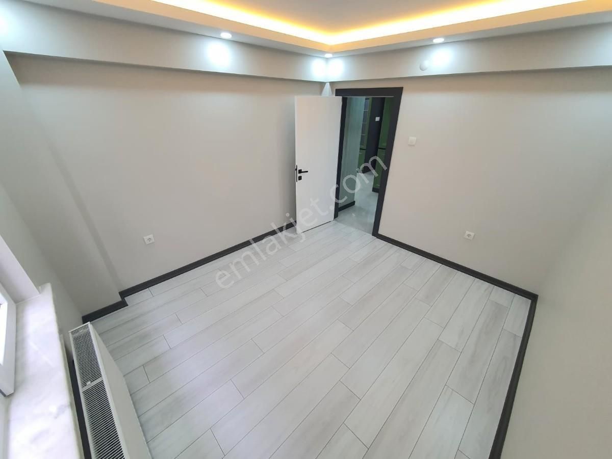 Sincan Atatürk Mah 3+1 Ultra Lüks Yapılı Merkezi Konumda Daire - Görsel 27