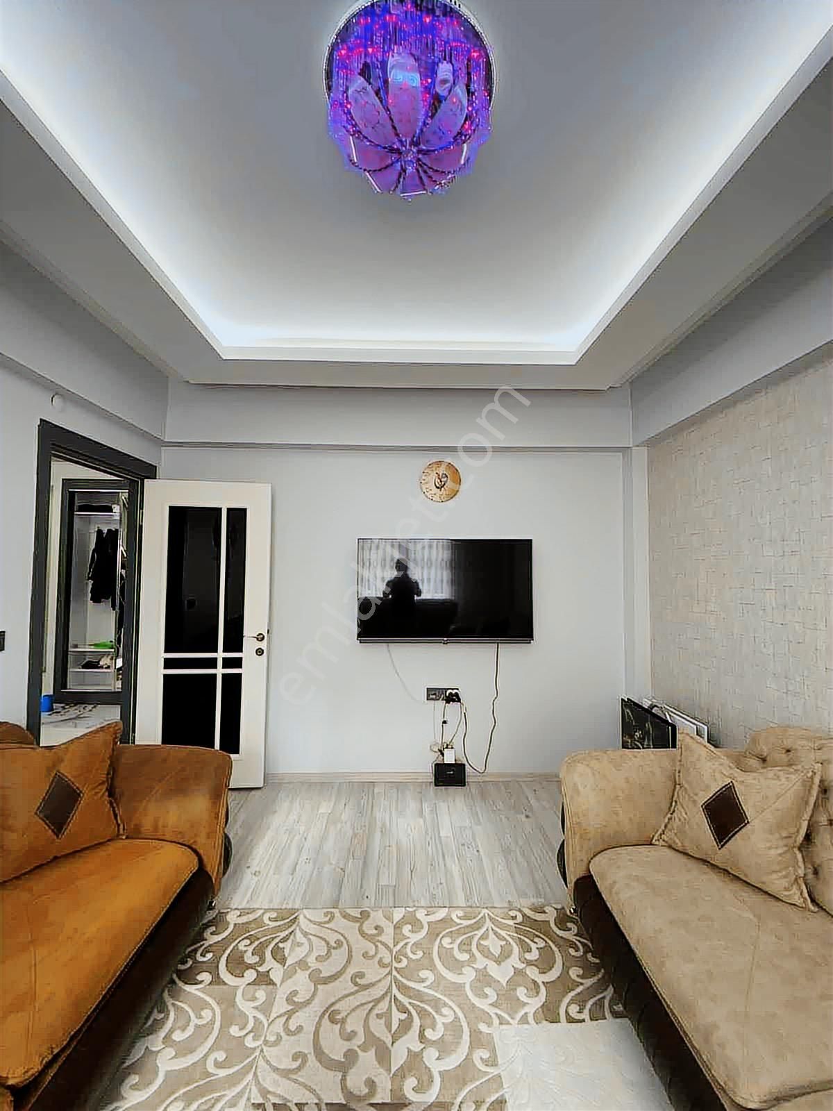 Esenyurtun En Güzel Konumunda 5 Yıllık 3,5+1 Lüks Satılık Daire - Görsel 17