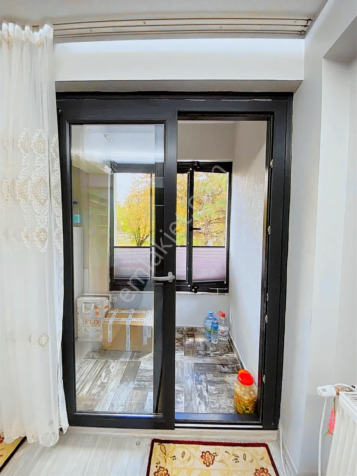 Esenyurtun En Güzel Konumunda 5 Yıllık 3,5+1 Lüks Satılık Daire - Görsel 15