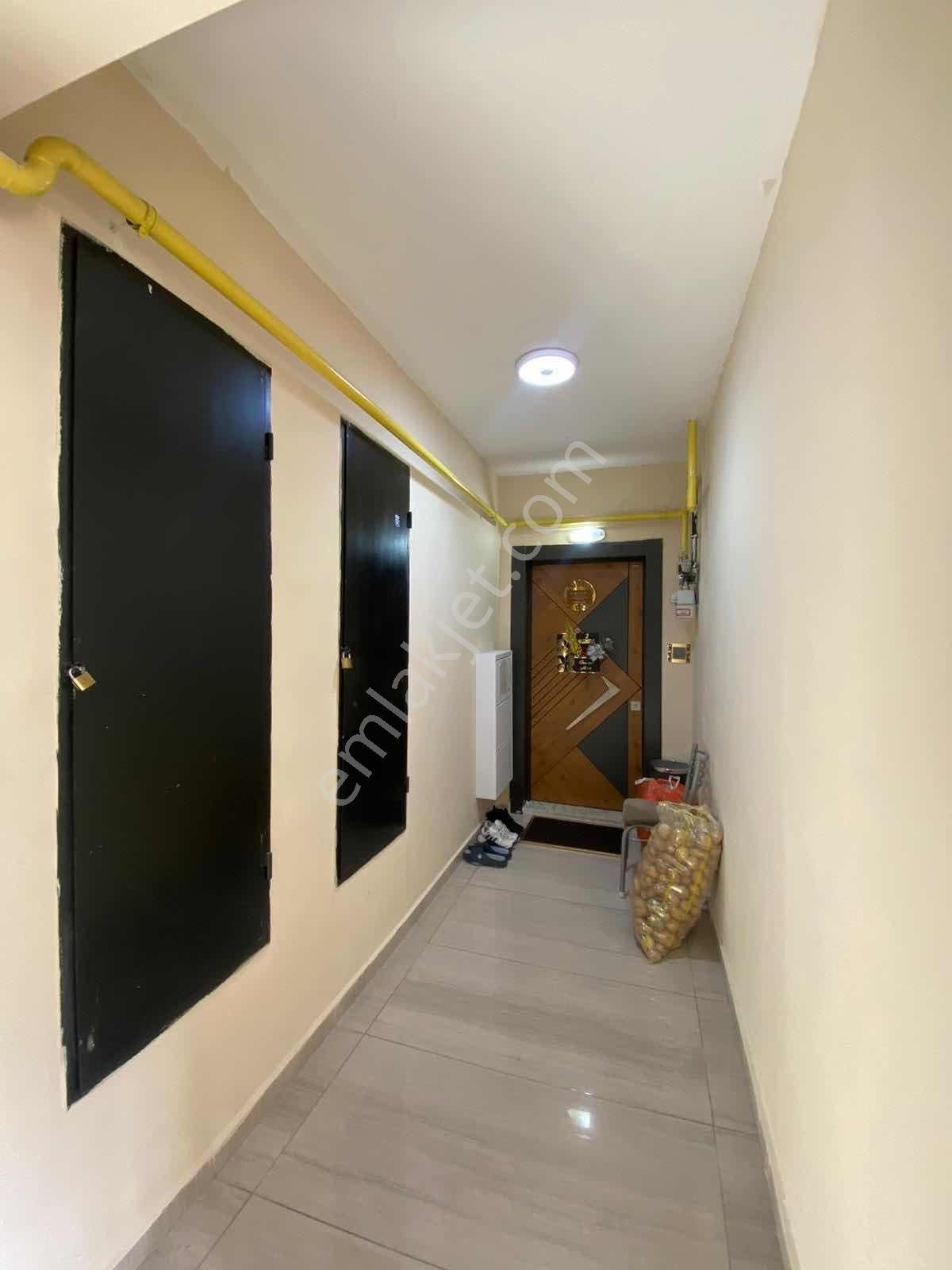 Esenyurtun En Güzel Konumunda 5 Yıllık 3,5+1 Lüks Satılık Daire - Görsel 21