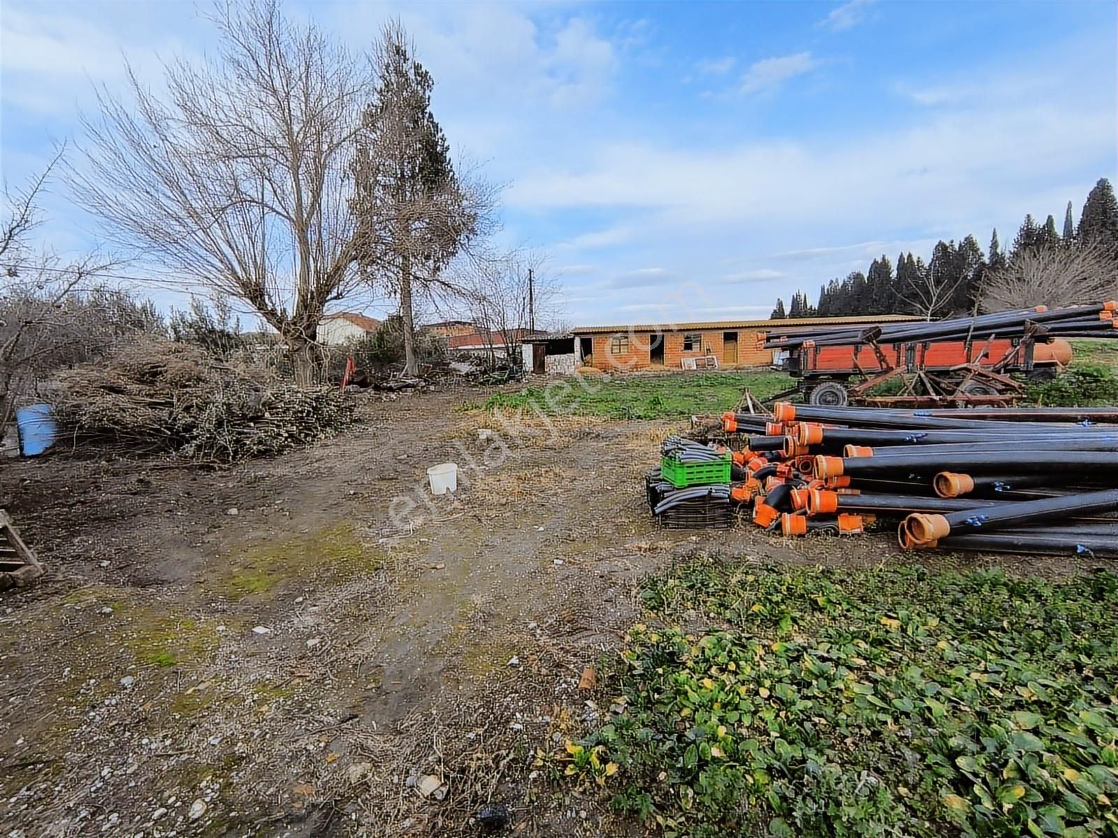Manisa Saruhanlı Mütevelli 550m2 Arsalı Köy Evi 2.100.000tl - Görsel 3