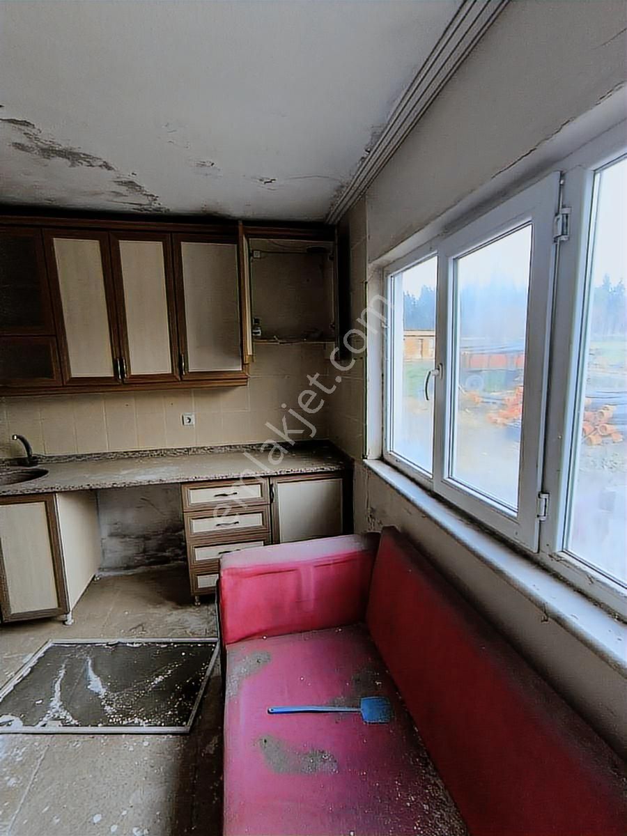 Manisa Saruhanlı Mütevelli 550m2 Arsalı Köy Evi 2.100.000tl - Görsel 28