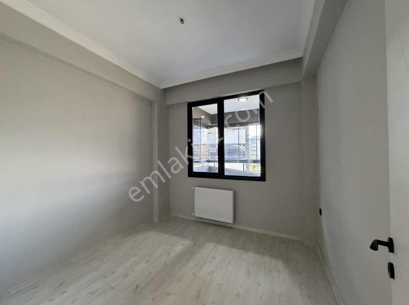 İlhan Rodoplu'dan Havuzlu Lüx Site'de Satılık 2+1 Daire - Görsel 8