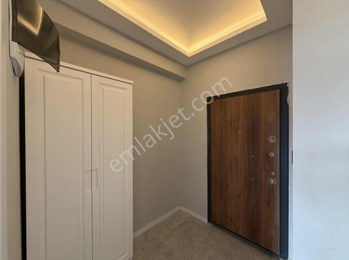 İlhan Rodoplu'dan Havuzlu Lüx Site'de Satılık 2+1 Daire - Görsel 16