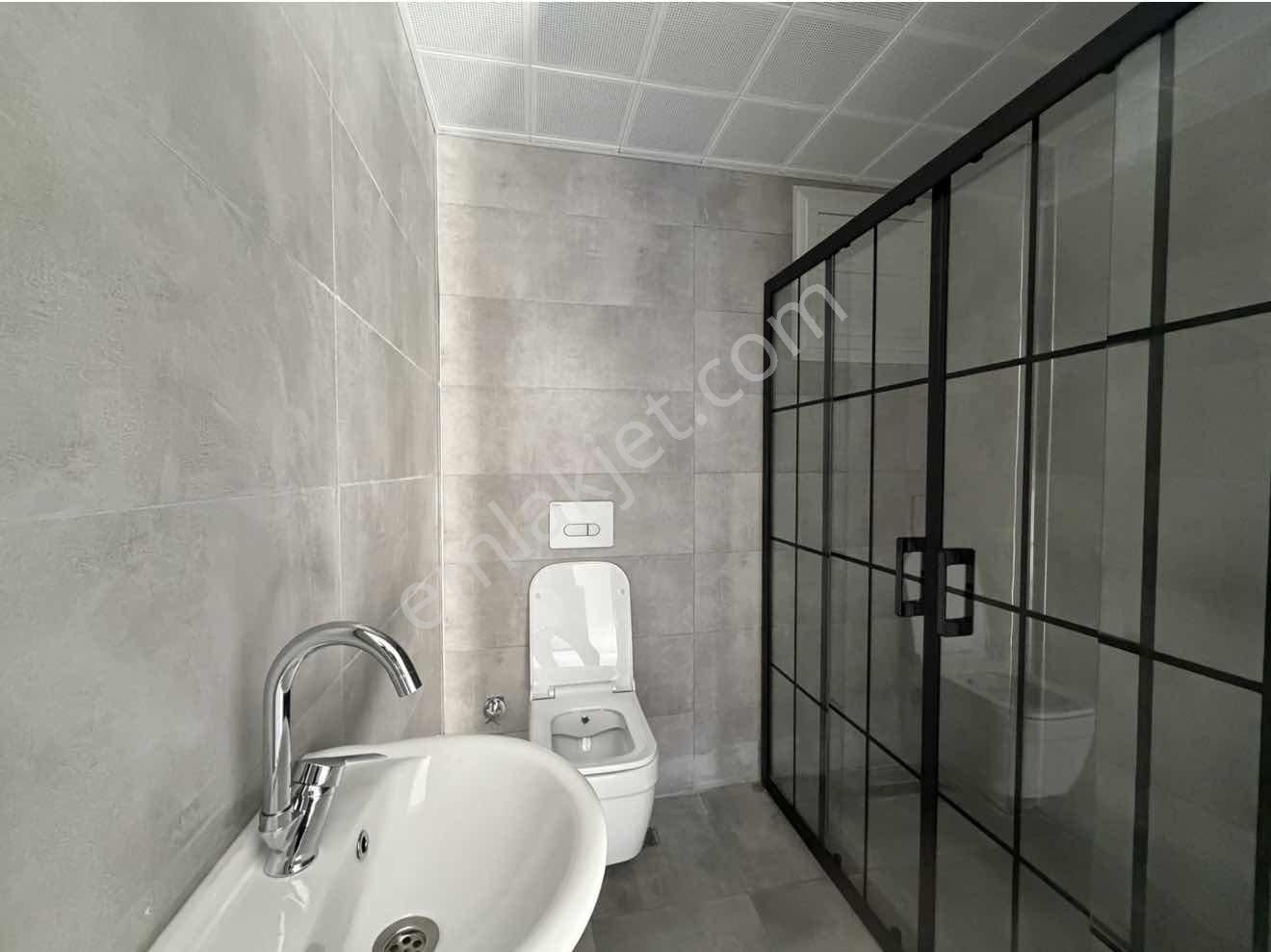 İlhan Rodoplu'dan Havuzlu Lüx Site'de Satılık 2+1 Daire - Görsel 35